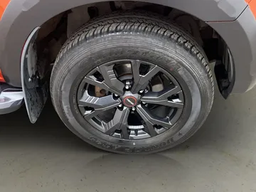 Car image 36