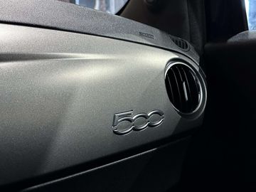 Car image 37