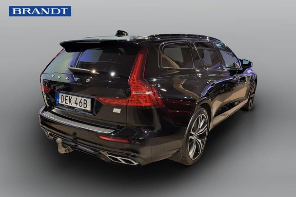 Volvo V60 T8 R Design AWD Recharge 293 kW image number 3