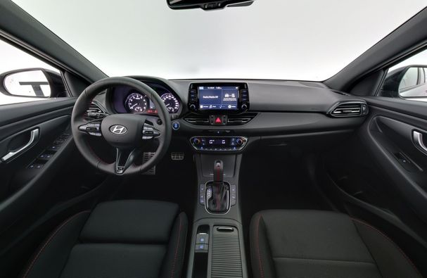 Hyundai i30 1.0 T-GDI 88 kW image number 9