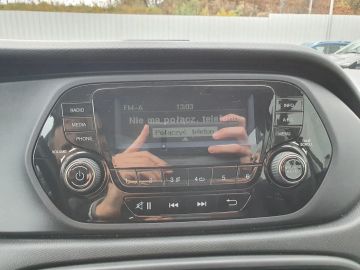 Car image 33