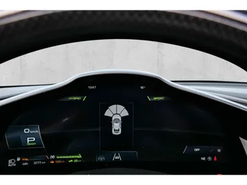 Car image 37