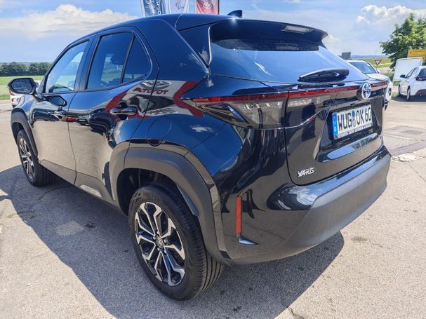 Toyota Yaris Cross 1.5 Hybrid Team Deutschland 85 kW image number 4