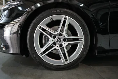 Car image 45