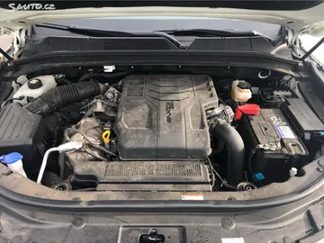 Car image 28