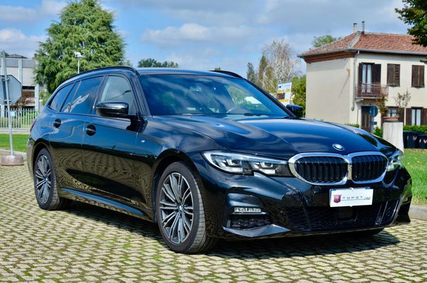 BMW 320d Touring xDrive 140 kW image number 2