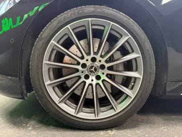 Car image 38