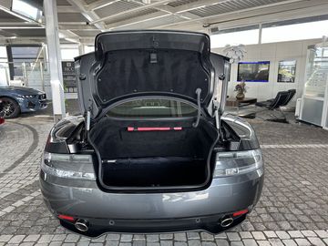 Car image 25