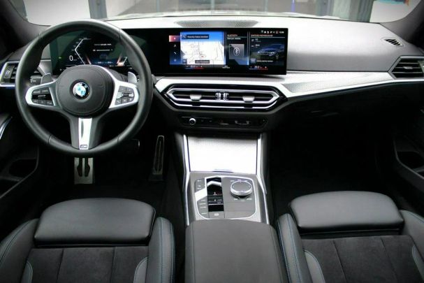 BMW 320i xDrive 135 kW image number 12