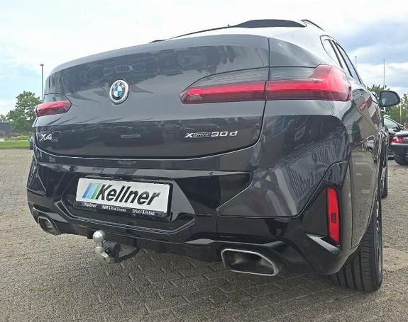 BMW X4 M xDrive 210 kW image number 17