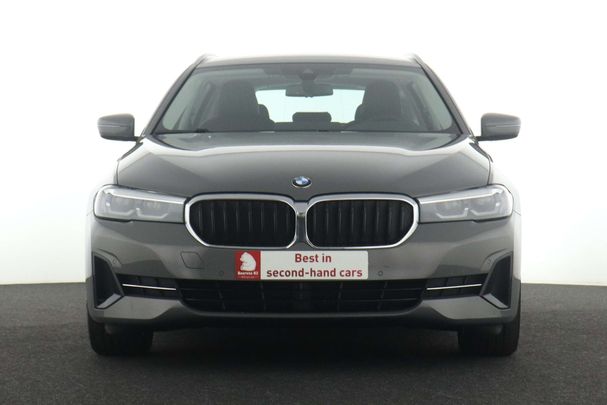 BMW 520d Touring 121 kW image number 8