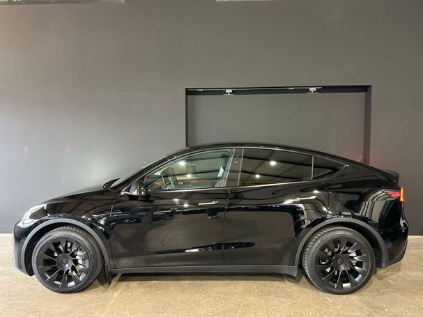 Tesla Model Y Long Range AWD 366 kW image number 5