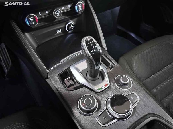 Alfa Romeo Stelvio 2.2 Q4 154 kW image number 16