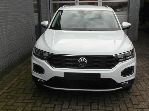 Volkswagen T-Roc 1.5 TSI DSG 110 kW image number 6