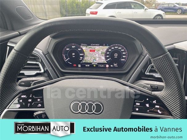 Audi Q4 40 S-line 125 kW image number 10