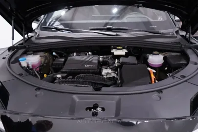 Car image 35