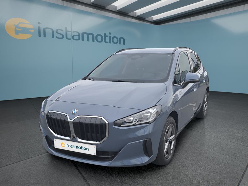 BMW 220i Driving