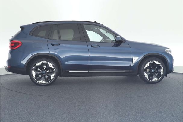 BMW iX3 80 kWh 210 kW image number 11