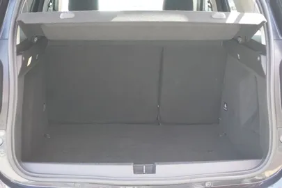 Car image 33
