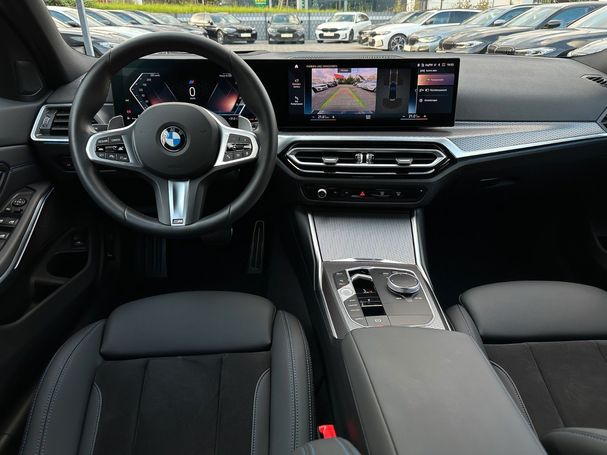 BMW 330i Touring xDrive 180 kW image number 25