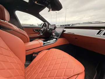 Car image 40