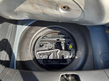 Car image 36