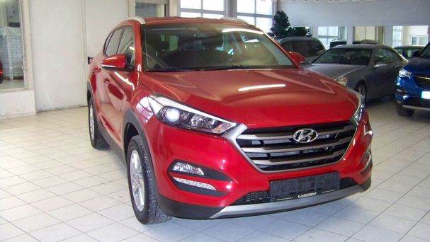 Hyundai Tucson Blue 1.6 2WD Advantage 97 kW image number 2