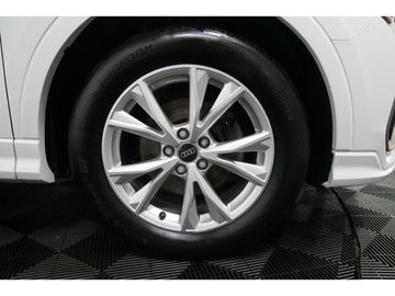 Car image 36
