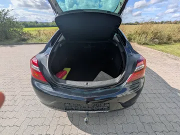 Car image 29