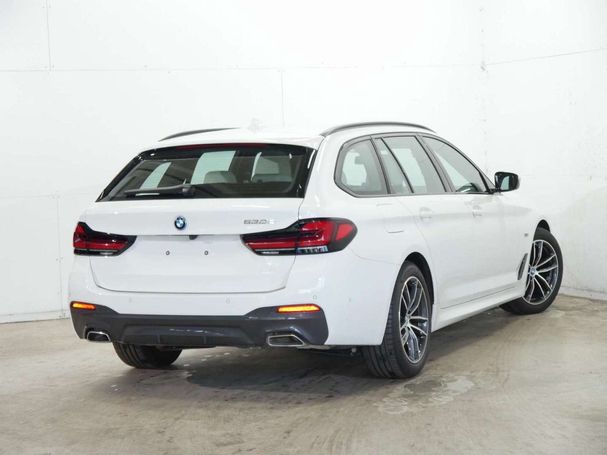 BMW 530 Touring 215 kW image number 3