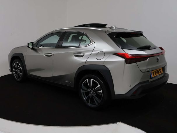 Lexus UX 250h 135 kW image number 17