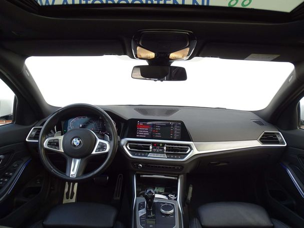 BMW 318i Touring 115 kW image number 24