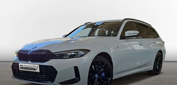 BMW 330 e Touring xDrive 215 kW image number 1