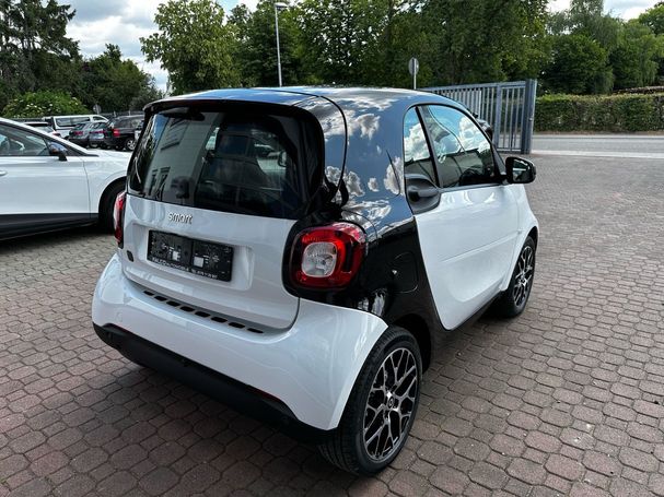 Smart ForTwo coupe EQ 60 kW image number 3