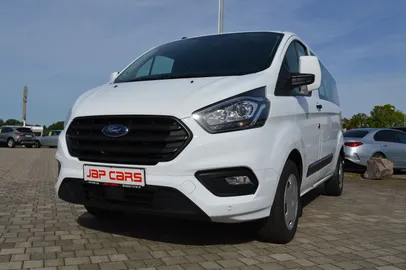Car image 13