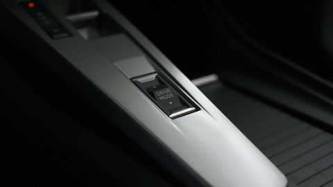 Car image 37