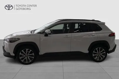 Car image 5