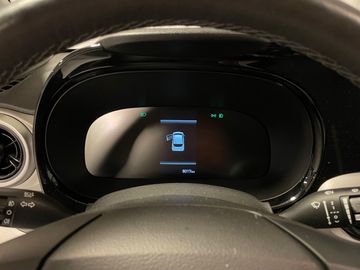 Car image 14