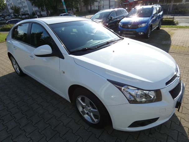 Chevrolet Cruze 1.6 91 kW image number 2