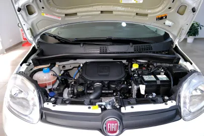 Car image 15
