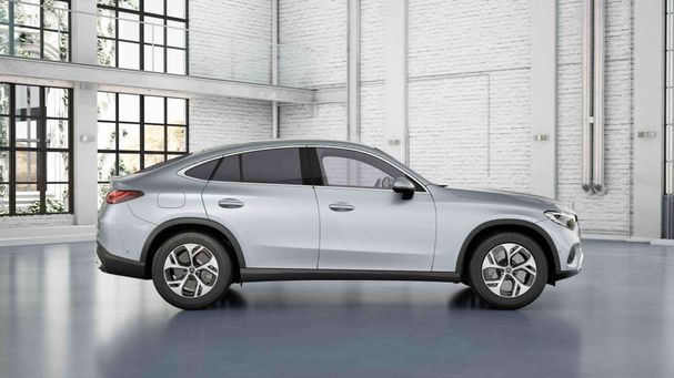 Mercedes-Benz GLC 300 e Line 4Matic 230 kW image number 3