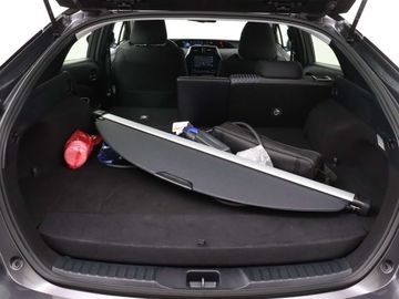 Car image 37