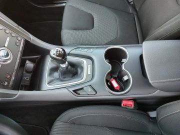 Car image 23