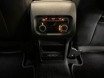 Car image 35