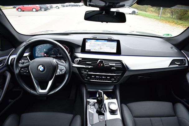 BMW 520d Touring 140 kW image number 11