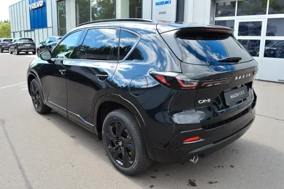 Car image 5