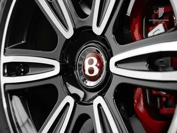 Car image 35