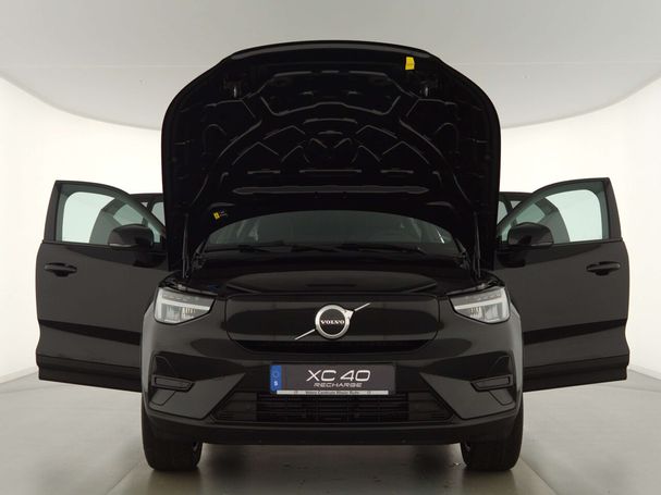 Volvo XC40 Recharge Pure Electric Core 170 kW image number 10