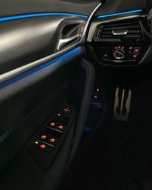 Car image 41