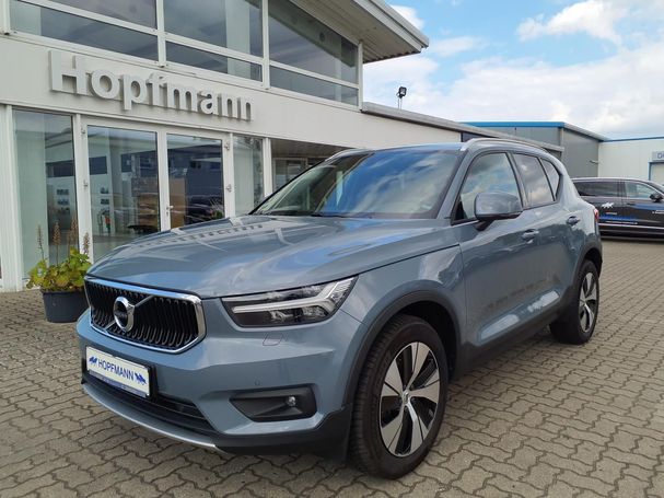 Volvo XC40 T3 Momentum Pro 120 kW image number 1